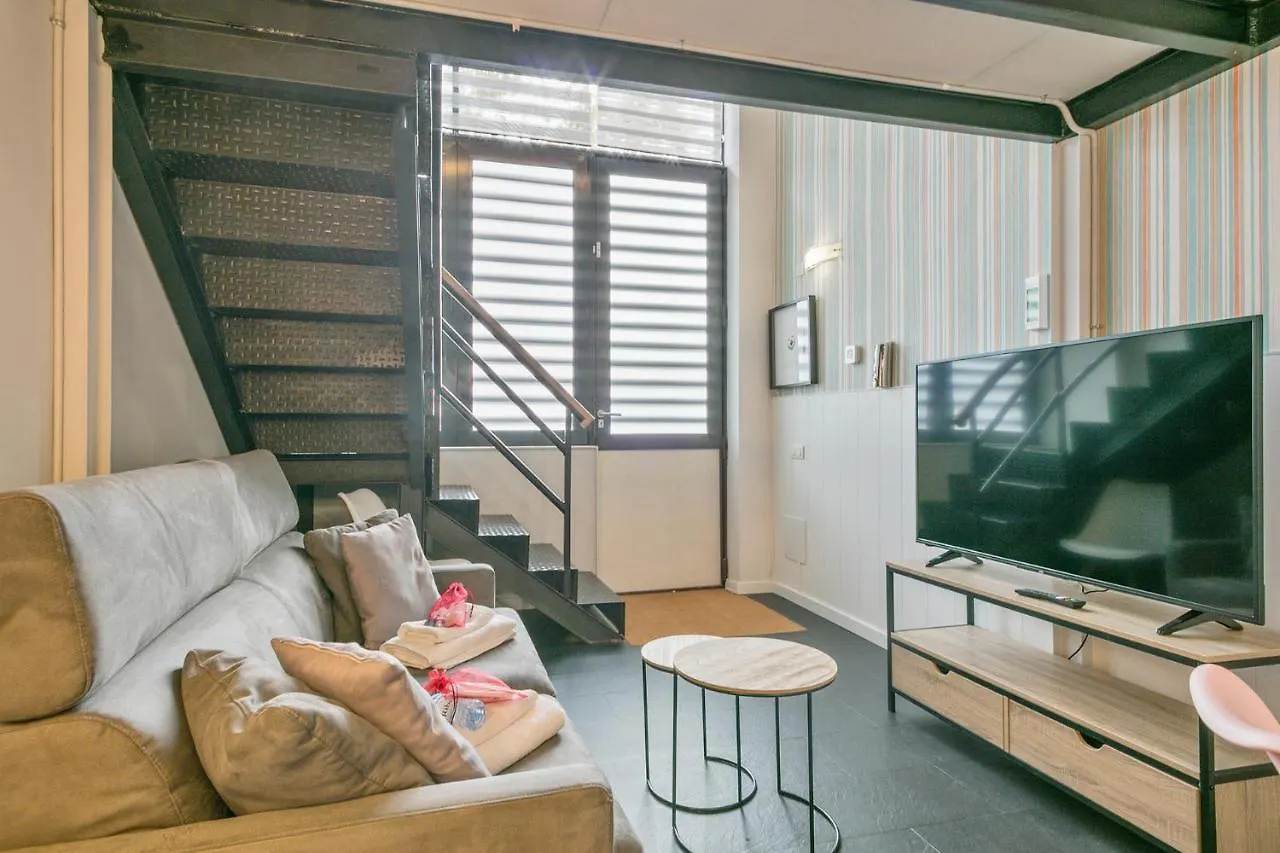 Alcam Futbol Apartment Barcelona